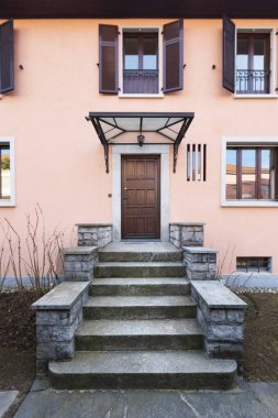 Özel bir villa, dışarıdan görülen giriş kimse