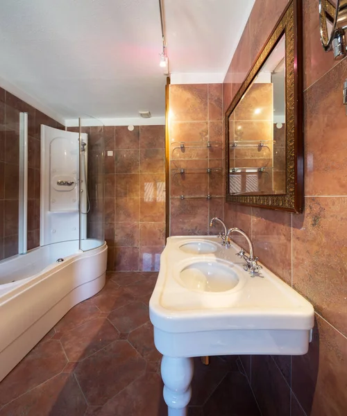 Bagno in una casa privata — Foto Stock