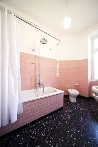 Vintage Wohnung Möbliert Badezimmer — Stockfoto