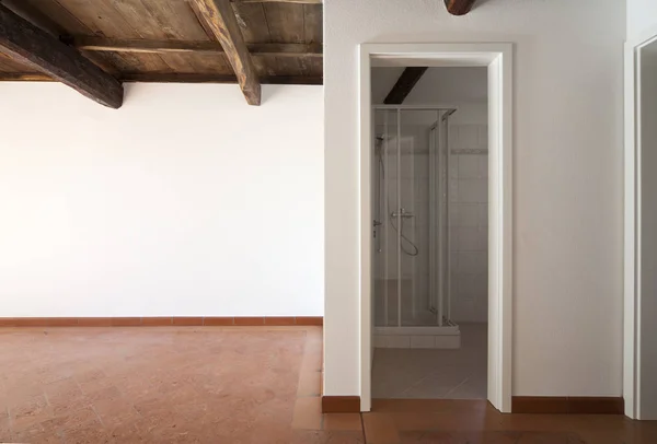 Interior of classic rustic apartment, empty room — Stock Photo, Image