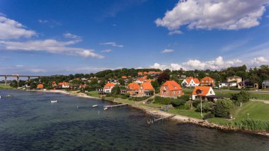 Yeni küçük kemer Köprüsü'nden dron görünümü