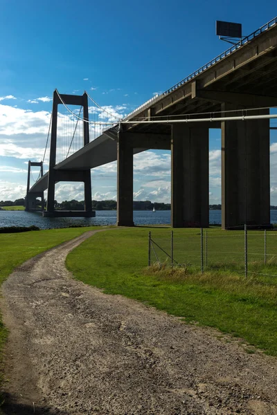 Puente del Cinturón Nuevo. Vista inferior — Foto de Stock