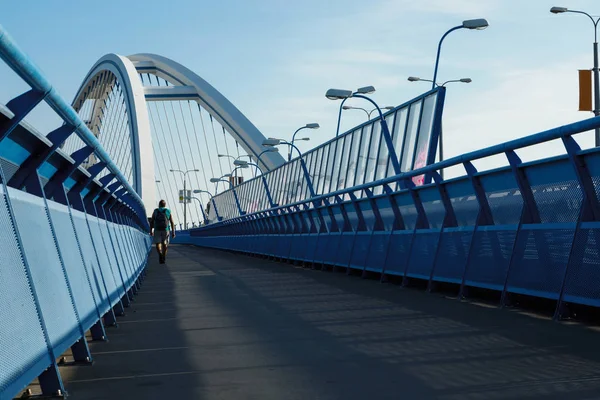 Puente apollo pasarela en Bratislava —  Fotos de Stock