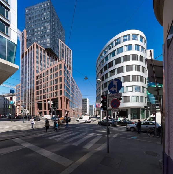 Edificio moderno en Wien — Foto de Stock