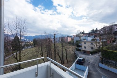 Balkon dış manzara görüntülemek