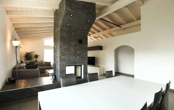 Wohnzimmer mit Kamin — Stockfoto