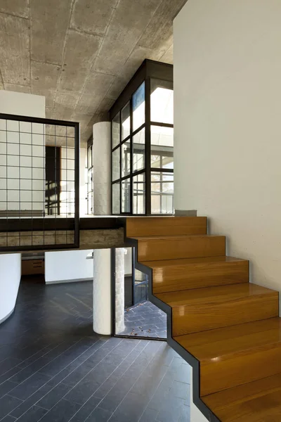 Yeni modern ev iç sağlanmayan