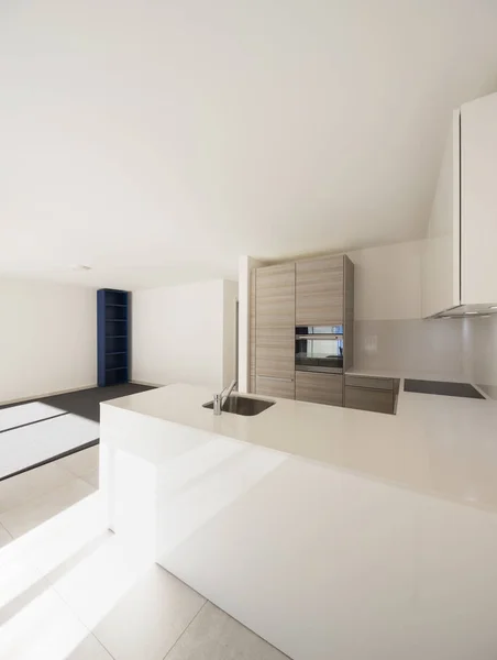 Oturma odası ve mutfak modern açık alan — Stok fotoğraf