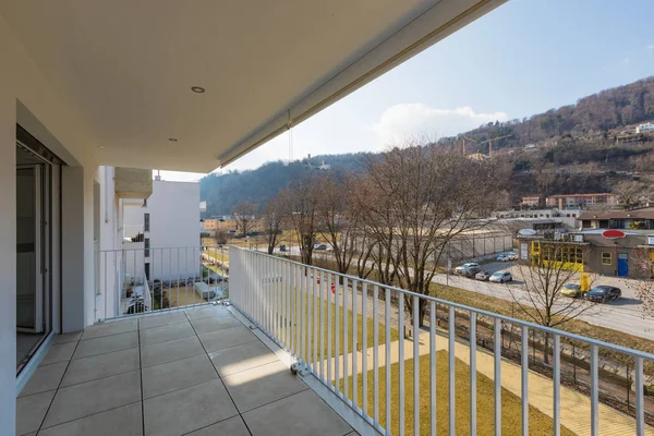 Blick vom Balkon einer Wohnung — Stockfoto