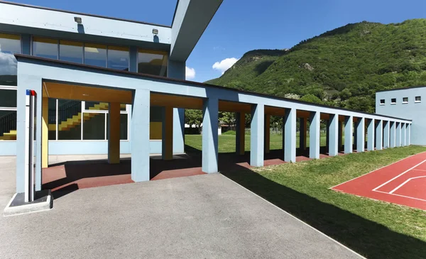 Öffentliche Schule, Außenarchitektur — Stockfoto