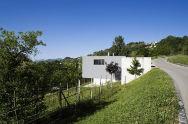 Dış modern tarzı villa