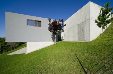 Dış modern tarzı villa