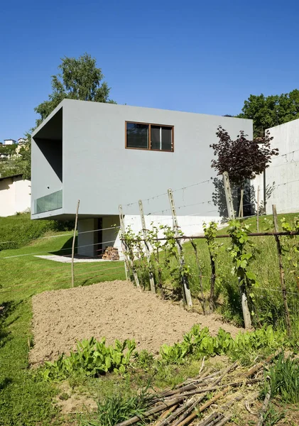 Külső modern stílusú villa — Stock Fotó