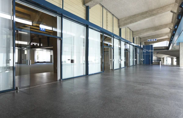 Intérieur d'une salle de conférence moderne — Photo