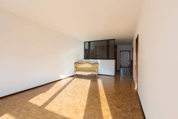 Interior de los apartamentos, habitación vacía — Foto de Stock