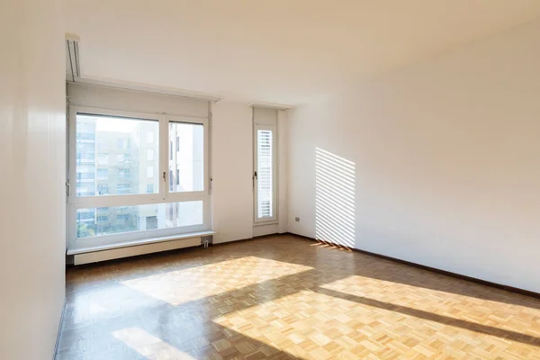 Interior de los apartamentos, habitación vacía — Foto de Stock