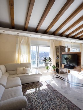 İç modern Villa, kimse