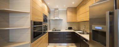 Mutfak modern bir evde