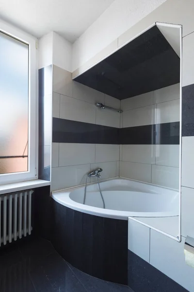 Badkamer, leeg en schoon — Stockfoto