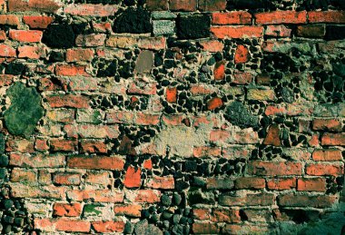 tuğla ve taş duvar 