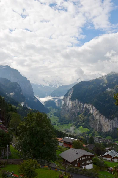 Paisaje de montaña en Suiza — Foto de Stock