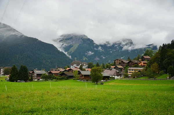 Paisaje de montaña en Suiza — Foto de Stock