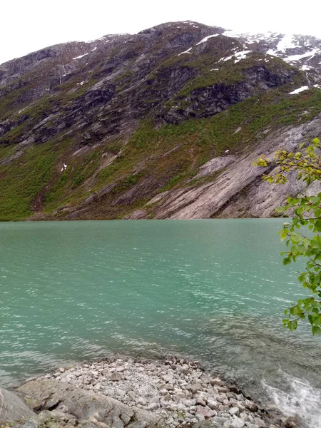 コピースペースとノルウェーの山の風景 — ストック写真