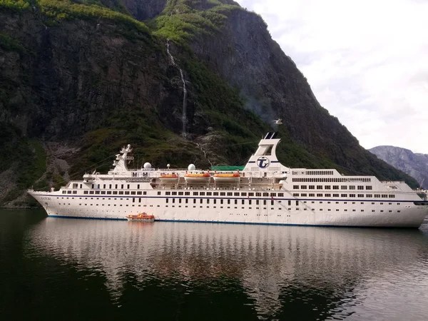 Crucero, Crucero en Noruega — Foto de Stock