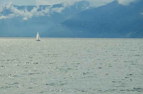 Zeilboot yacht, regatta race. Panoramisch uitzicht — Stockfoto