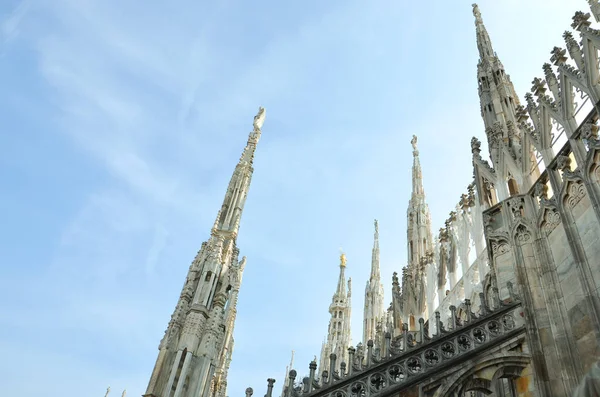 Visa till Milano city, ovanifrån, med kopia utrymme — Stockfoto