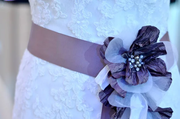 Detalhes Casamento Branco Vestido Bordado Com Rendas — Fotografia de Stock