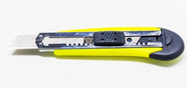 Sarı kağıt kesici