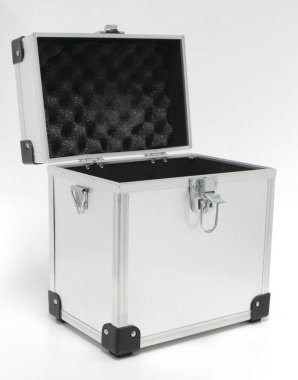 Gümüş aracı kutusu mühendisliği izole