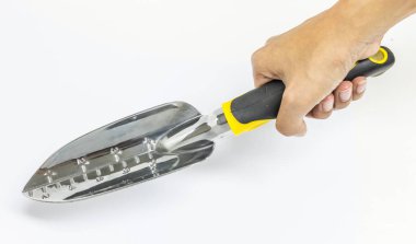 el tarafından küçük kürek kazma