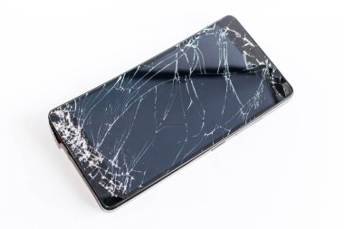 Bozuk ekranlı cep telefonu