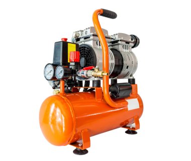 Beyaz arka plan üzerinde hava kompresörü