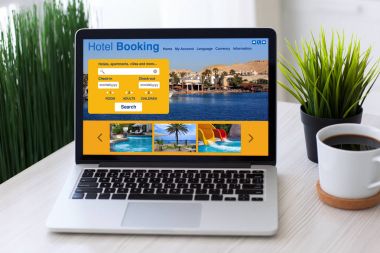Bilgisayar dizüstü ekran Resepsiyon ev Oda otel rezervasyonu ile