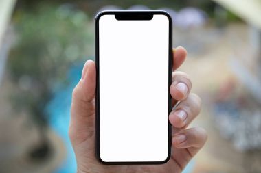 adam el telefon izole ekran arka plan havuzu ile tutarak
