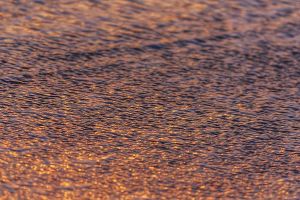 日落时水的抽象绘图 — 图库照片