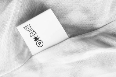 yıkama talimatları etiketi