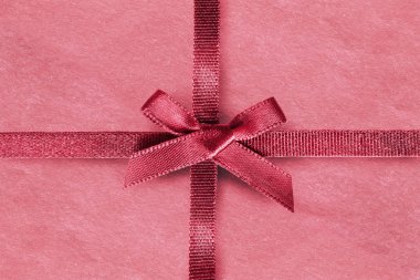 berabere kalan kırmızı kurdele