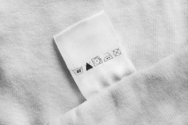 yıkama talimatları etiketi