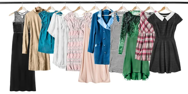 Kleider hängen isoliert — Stockfoto
