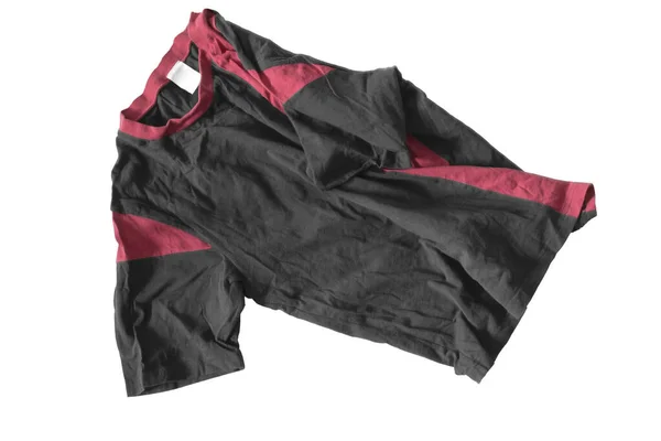 Shirt Sport Froissé Noir Rouge Sur Fond Blanc — Photo