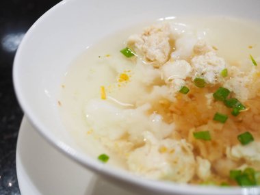 Domuz etli pilav ve Asya kahvaltısı.