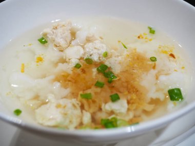 Domuz etli pilav ve Asya kahvaltısı.