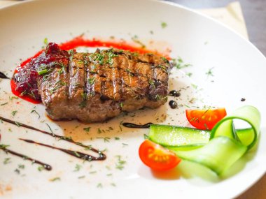 Avrupa 'nın ana yemekleri biftek ve spagetti..