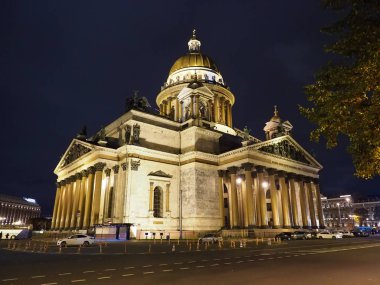 St. Isaac Katedrali Rusya 'nın güzel katedrali bir bardır.