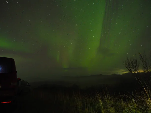 Hermosas luces boreales en el cielo —  Fotos de Stock