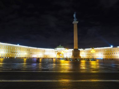 Hermitage, Rusya 'nın St. Petersburg Sarayı halka açık bir yerdir..